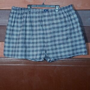 NWOT Big Men's Different Touch 5X Plaid.  Boxers - Blue/White